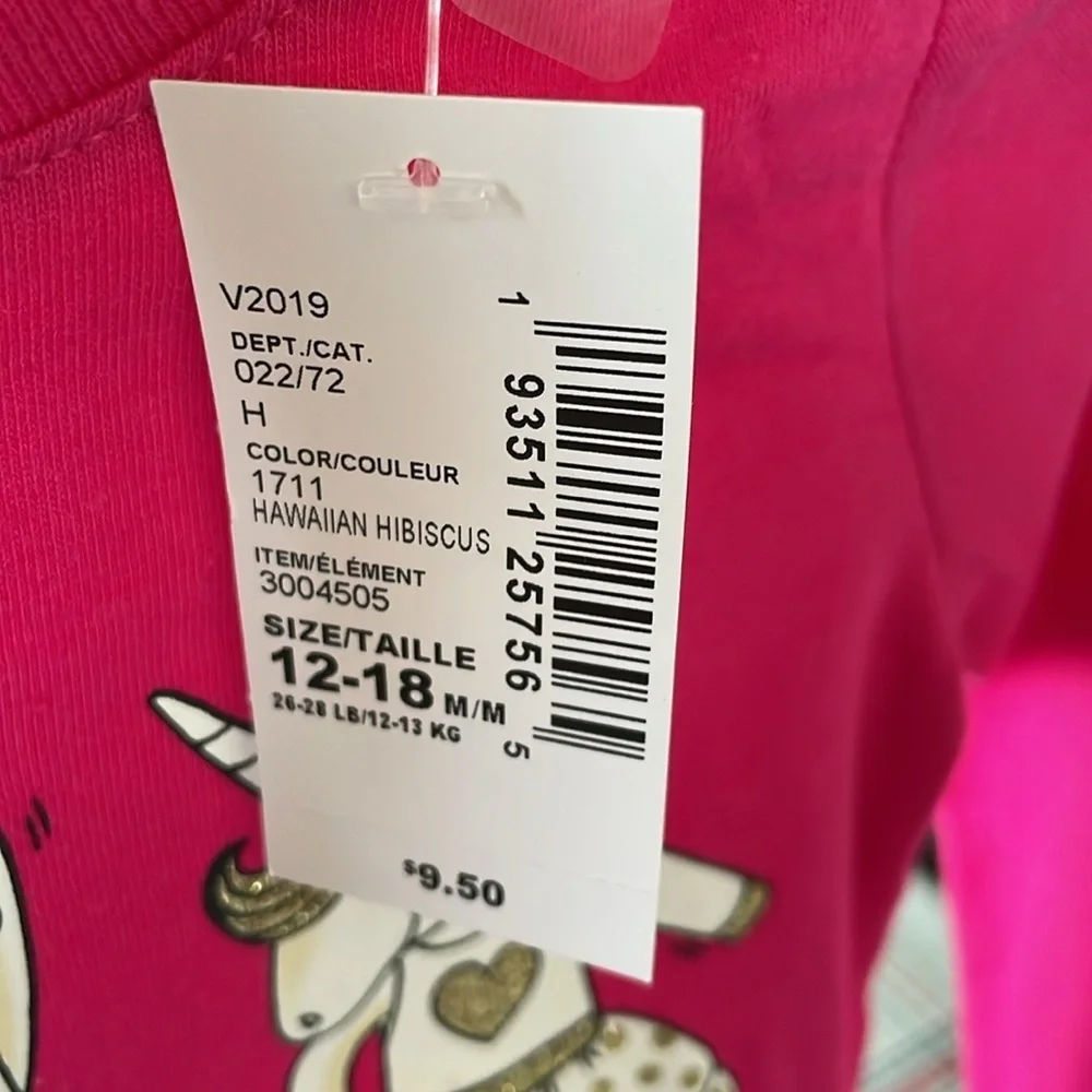 🩷The Children’s Place🩷Pink Long sleeve graphic Tee size (12-18m)